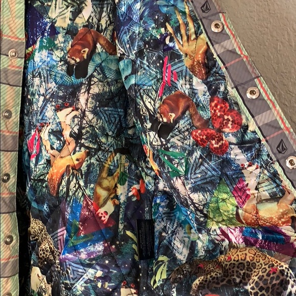 Volcom lightweight jacket - Picture 3 of 3